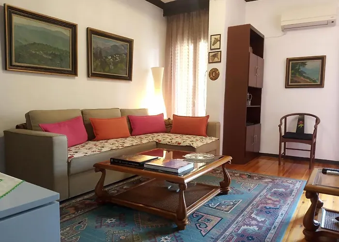 Cosy Penthouse -Up To 6 Guests- In The City Centre!