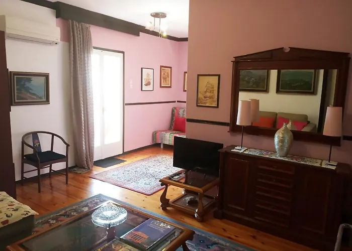 Cosy Penthouse -Up To 6 Guests- In The City Centre!