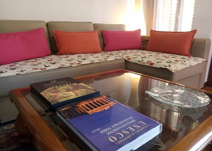 Cosy Penthouse -Up To 6 Guests- In The City Centre!